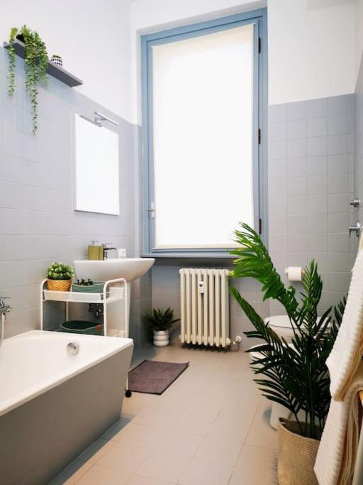 Sunny Flat 50 Meters From The Metro Διαμέρισμα Μιλάνο Εξωτερικό φωτογραφία