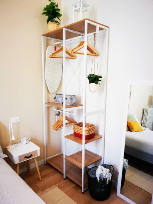 Sunny Flat 50 Meters From The Metro Διαμέρισμα Μιλάνο Εξωτερικό φωτογραφία